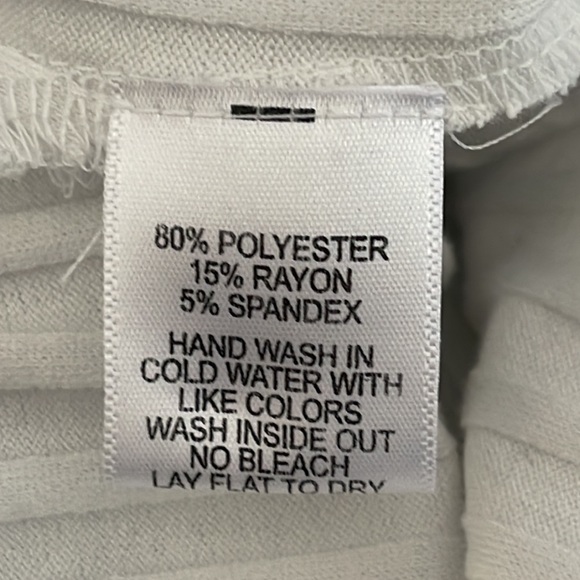 GIBSONLOOK Off White Ribbed Mock Neck Top NWT Size Medium - Picture 6 of 6